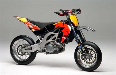 2006 aprilia sxv rxv 450 550 pdf 7 43 MB Manuály uživatelské