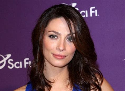 Joanne Kelly Biography Height And Life Story Super Stars Bio