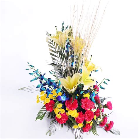 Arrangement of mix exotic flowers | Winni