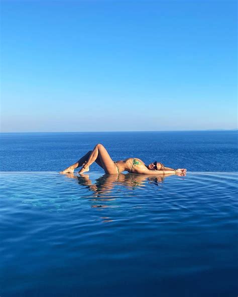Rita Ora Bikini DrunkenStepFather