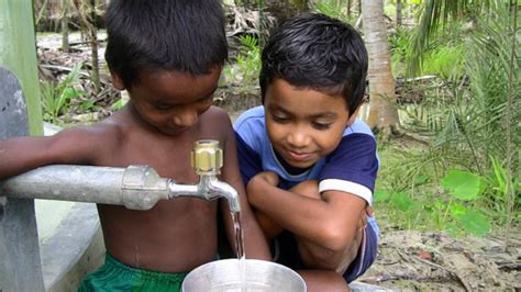 3 Niños Muertos Y Otros 30 Enfermos Por Supuesta Contaminación De Agua