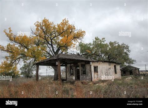 Glenrio ghost town along Historic route 66, Glenrio, Texas Stock Photo ...