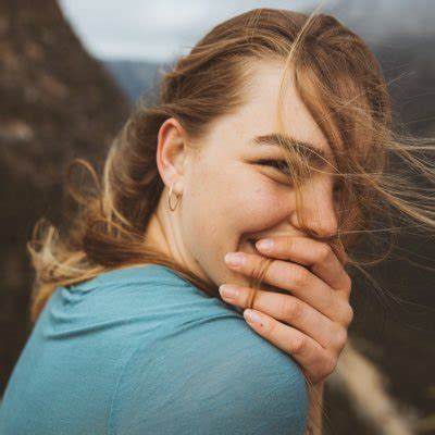 4 Hot Sexy Sonora MindWerl Bikini Pics