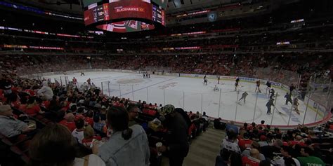 Section 121 at United Center - Chicago Blackhawks - RateYourSeats.com