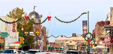 A Visit to Grapevine: The Christmas Capital of Texas