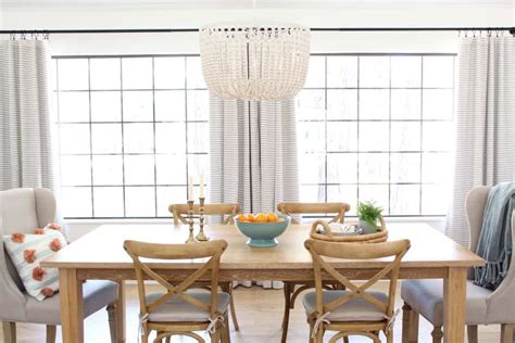 A Light And Bright Dining Room Tour A Nod To Navy