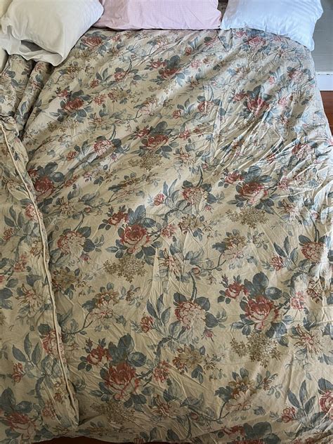 Lauren Ralph Lauren Lake House Comforter And Skirt Floral Queen In Guc