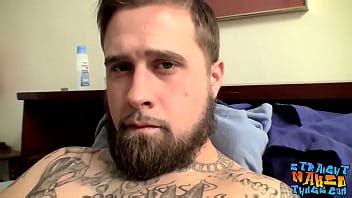 Hung Straight Amateur Cums While Jerking XNXX