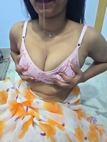 Hot Honey77 Stripchat Model Live