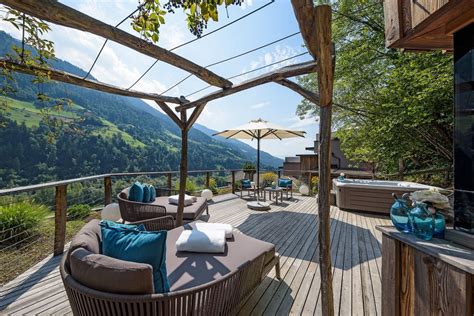 Wald Chalet im Alpenschlössel Quellenhof Luxury Resort Passeier