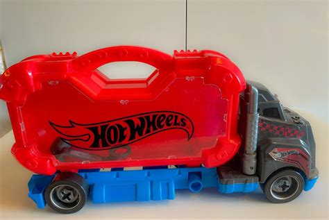 Hot Wheels Monte Seu Caminhão Fun Brinquedo Hotweels Usado 64414715 enjoei