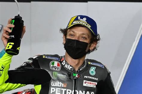 Terpuruk Di Motogp Qatar Valentino Rossi Masih Bisa Memuji Muji