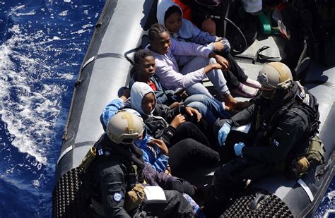 Dozens Of Migrants Feared Dead After Dinghy Sinks Wsj