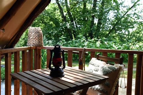 Cabane Sur L Eau Bourgogne Franche Comt Le Radeau