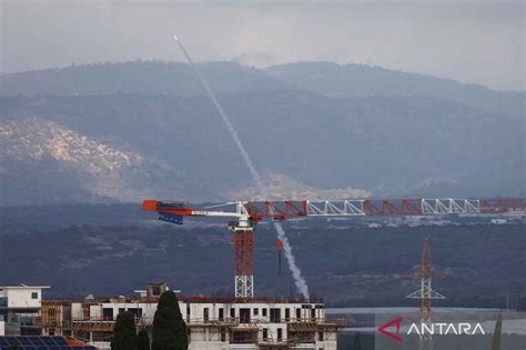 Pertempuran Berkobar Israel Serang Dua Kelompok Hizbullah Di Lebanon