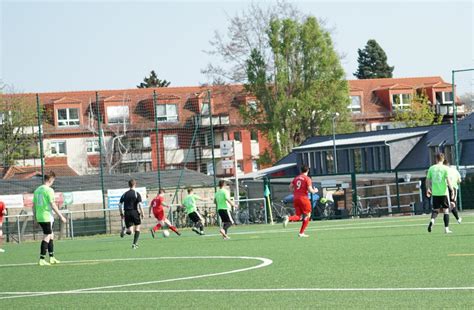 Talfahrt der 1 Männer setzt sich fort SG Weixdorf Abteilung Fußball