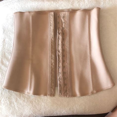 Cinta Modeladora Emborrachada Lingerie Feminina Demillus Nunca Usado Enjoei