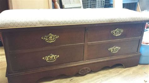 Lane Chest Makeover Chest Makeover Cedar Chest Redo Painted Cedar Chest