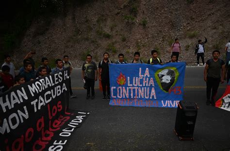 A A Os Piden Justicia Por El Asesinato De Dos Alumnos De Ayotzinapa