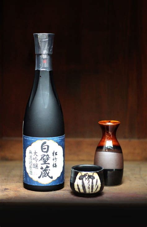 EL sake la bebida sagrada de Japón Robata