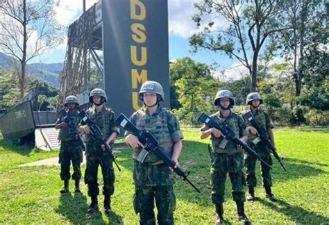 Marinha terá formatura de 1ª turma mulheres fuzileiros navais