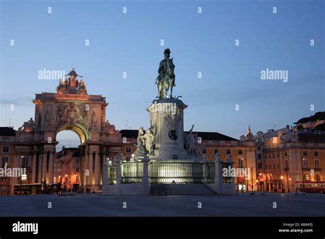 Portugal Lisbon Baixa Pra A Do Comercio Terreiro Do Pa O Stock Photo