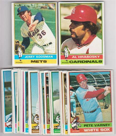 25 Different 1976 Topps Baseball Cards W Jerry Koosman More