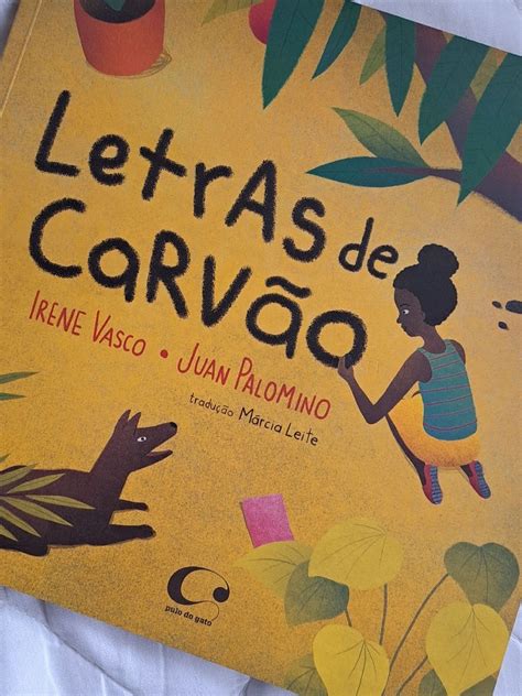 Livro Letras de Carvao | Item Infantil Usado 79365281 | enjoei