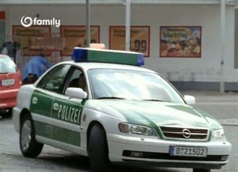 Imcdb Org Opel Omega B In Im Namen Des Gesetzes