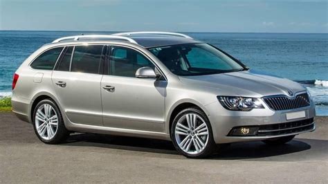 Listwa Na Zderzak Avisa Nak Adka Na Zderzak Tylny Skoda Superb Kombi