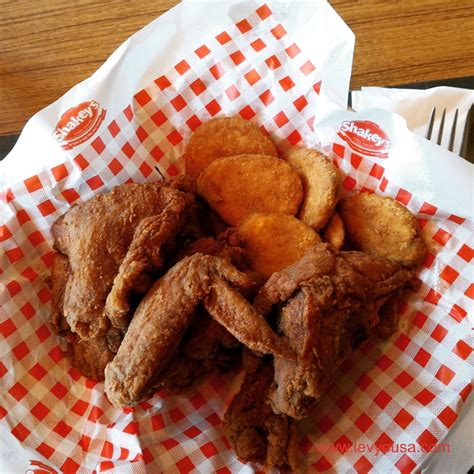 Shakey’s Chicken ‘n’ Mojos Monday Madness