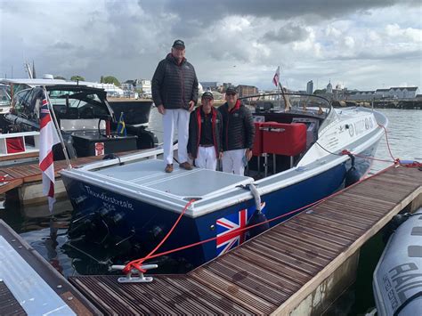 Thunderstreak - H400 Grabs Historic Class Win In Season's Opening Race ...