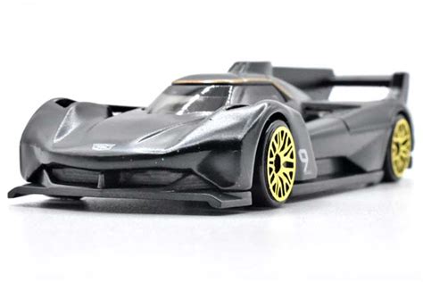 CADILLAC PROJECT GTP HYPERCARのレビュー20年ぶりルマン復活を賭けたマッスィーン HRY60 Hot Wheels 情報まとめ ホットウィール にわかマニア