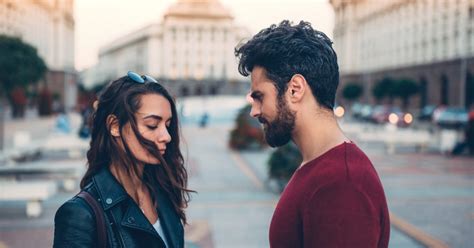 5 Signs To Prove Your Partner Is Draining You Emotionally Day In Day Out