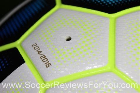 Nike Ordem 2 Premier League Official Match Ball Review - Soccer Reviews For You