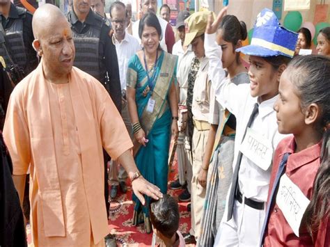 Uttar Pradesh Cm Yogi Celebrates Diwali With Forest Dwellers Ts