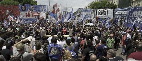 Tribunal Argentino Suspende Reforma Laboral Decretada Por Milei