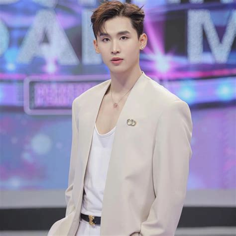 Hot boy SN điển trai từng bị từ chối lời tỏ tình là ai Báo Dân trí