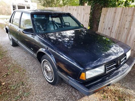 1990 Oldsmobile Delta 88 | Raleigh Classic Car Auctions