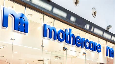 Mothercare приостановила работу в России