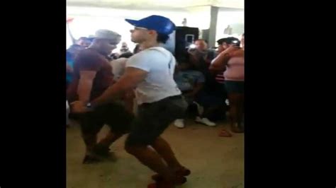3 Pajaros Gay Bailando Mejor Baile 2013 YouTube