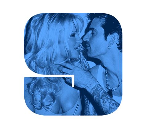 20 Most Iconic Nude Celebrity Oops Moments Mr Skin