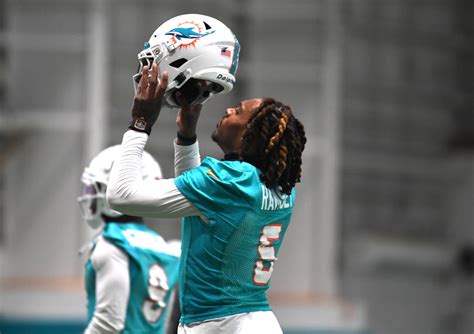 Dolphins Jalen Ramsey Out Until December After Knee Surgery