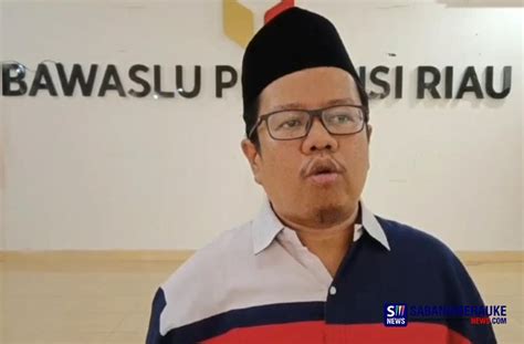 Caleg Dan Capres Tebar Pesona Lewat Baliho Sikap Bawaslu Riau Ambigu