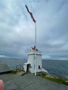 Solve Ryvarden Lighthouse Norway jigsaw puzzle online with 396 pieces