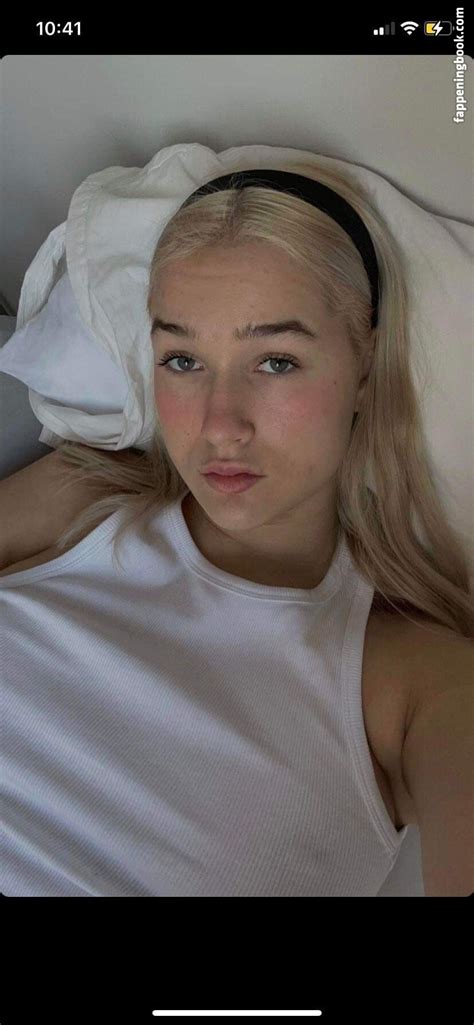 Elina Elinasongs Nude Onlyfans Leaks Fappening Fappeningbook