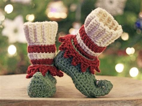 Crochet A Pair Of Elf Booties For The Holidays For Yourself Or Someone