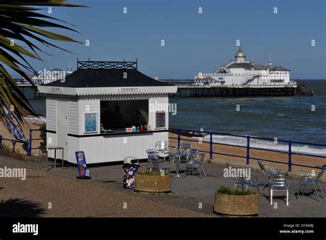 Quiosco De Refrescos En La Playa Fotograf A De Stock Alamy