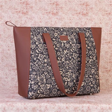 Flomotif Side Tote Bag