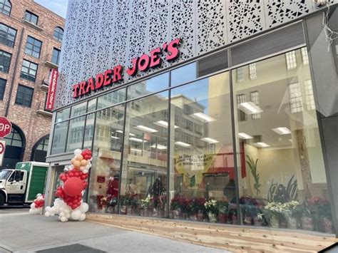 TRADER JOES Updated July 2024 200 Kent Ave Brooklyn New York